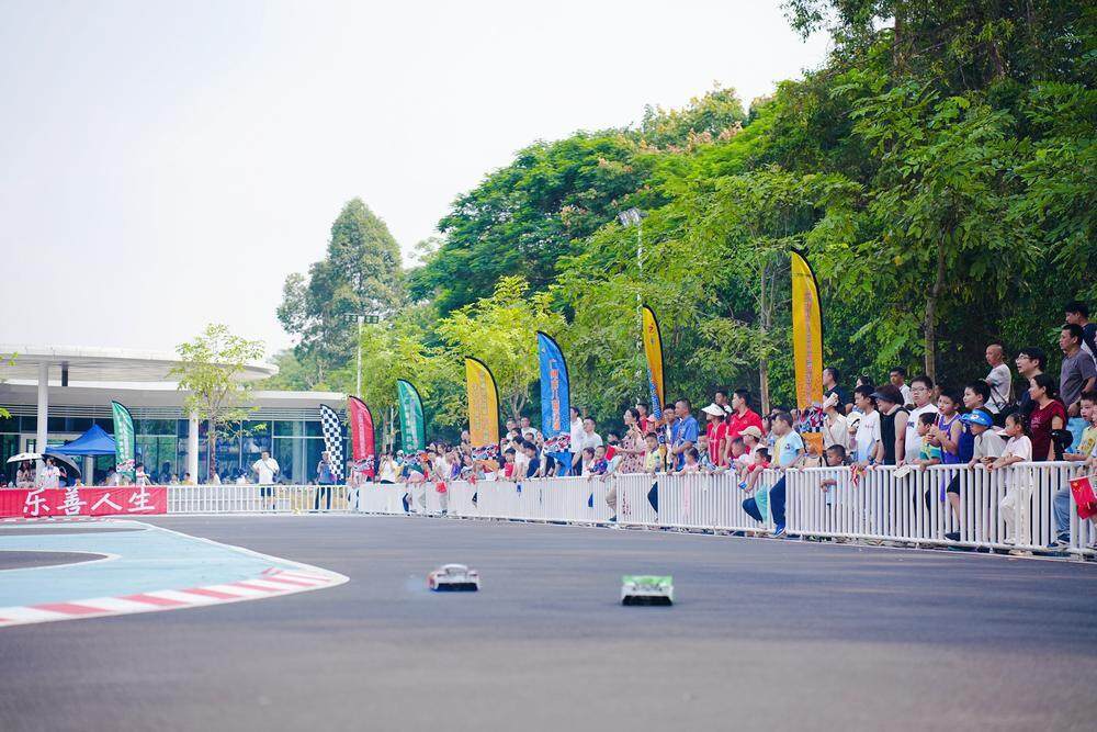 广州, Maxim 广州, Maxim