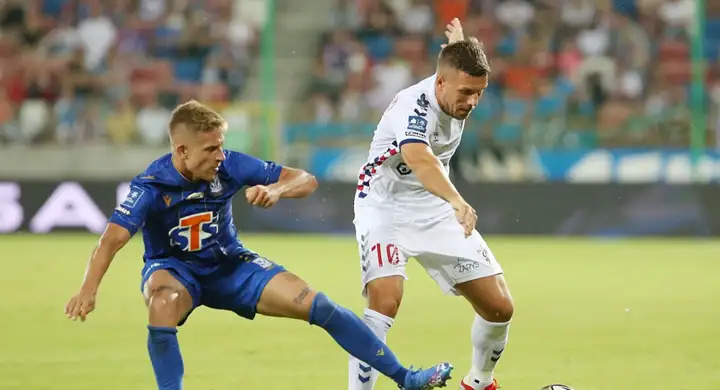 界足球先生 界足球先生